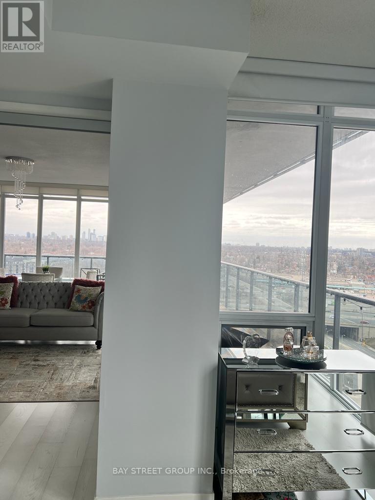 2011 - 88 Park Lawn Road, Toronto, Ontario  M8Y 0B5 - Photo 17 - W12199315