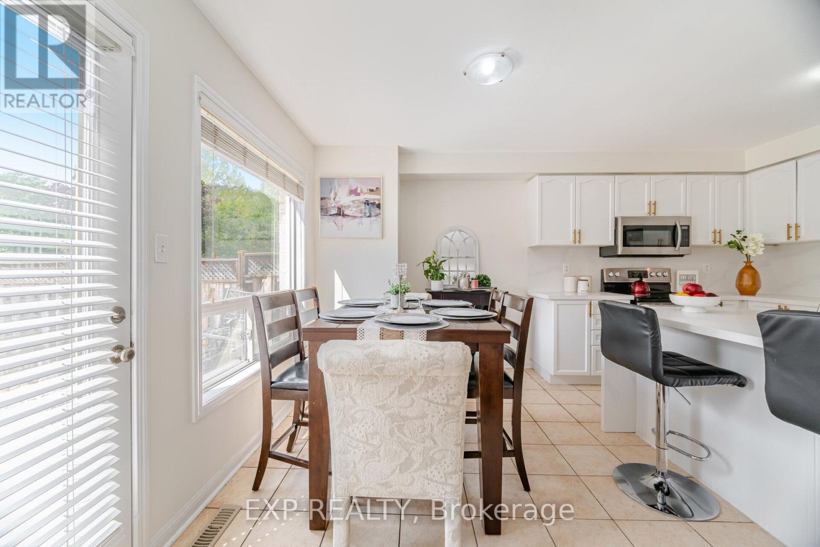 1111 Hepburn Road, Milton, Ontario  L9T 6X5 - Photo 17 - W12199321