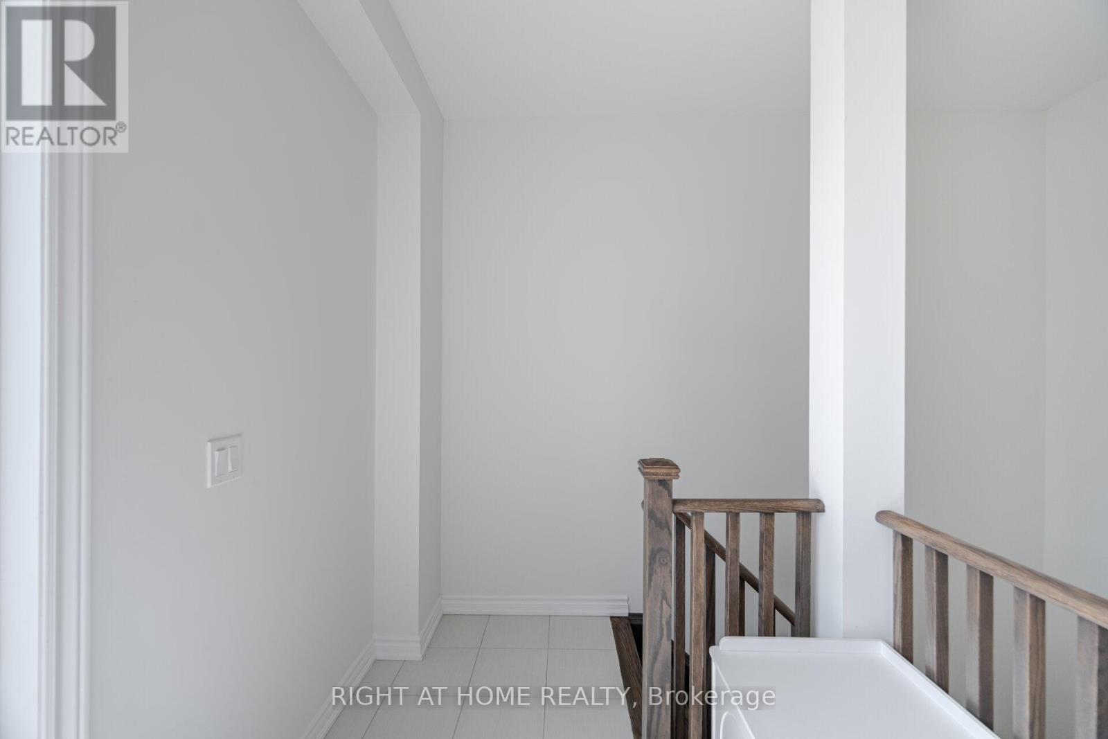343 - 349 Wheat Boom Drive, Oakville, Ontario  L6H 7X5 - Photo 38 - W12199333