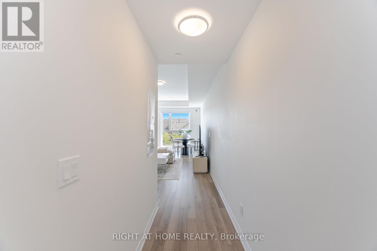343 - 349 Wheat Boom Drive, Oakville, Ontario  L6H 7X5 - Photo 6 - W12199333