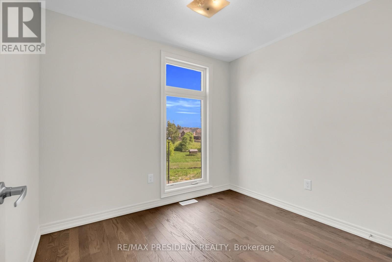 34 Queenpost Drive E, Brampton, Ontario  L6Y 6L2 - Photo 33 - W12199377