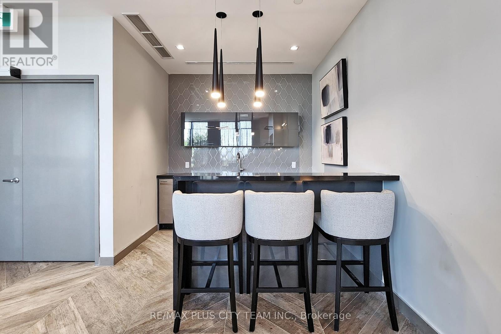 608 - 50 Thomas Riley Road, Toronto, Ontario  M9B 0C5 - Photo 19 - W12199413