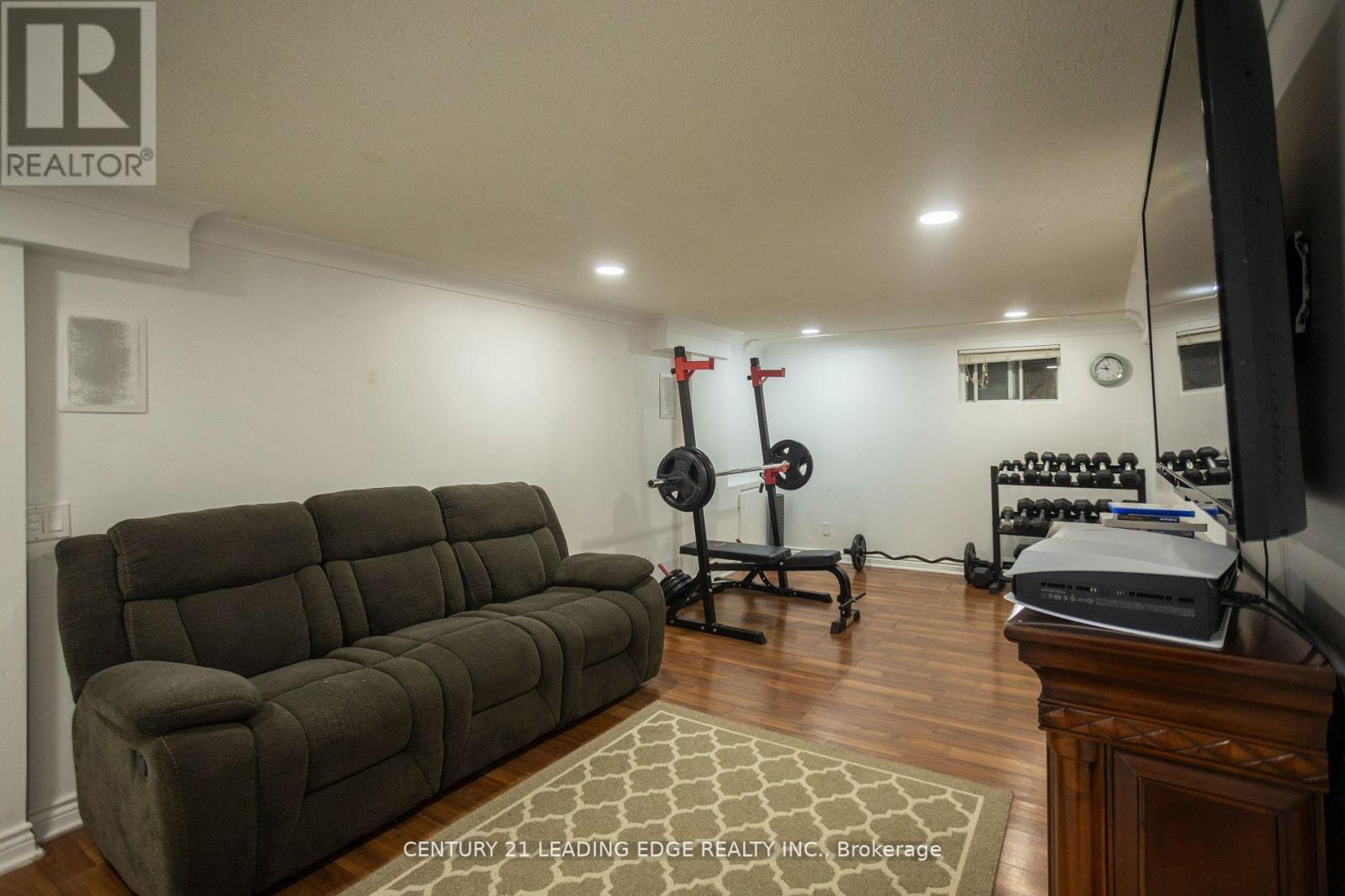 111 Folkstone Crescent, Brampton, Ontario  L6T 3M6 - Photo 33 - W12199420