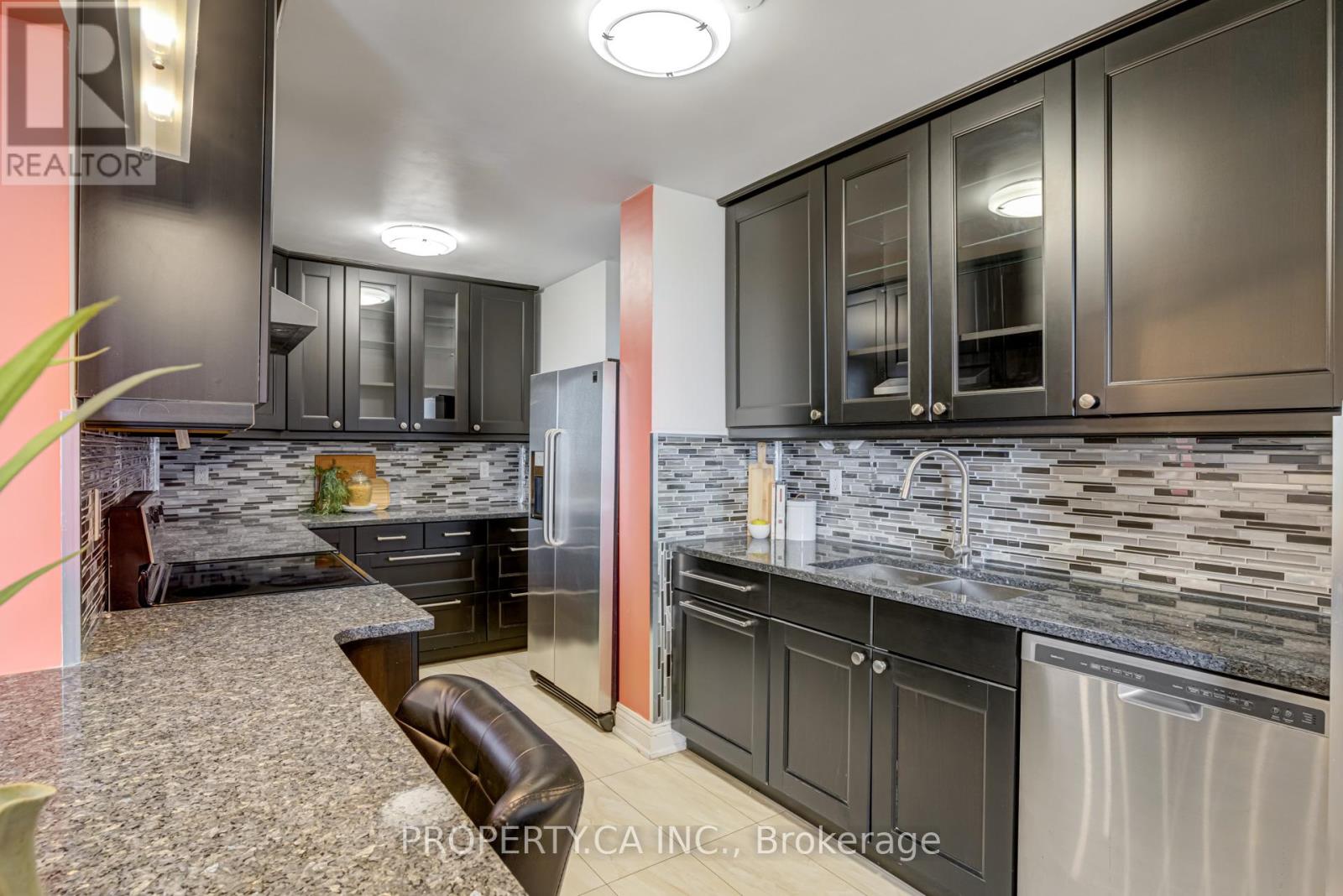 Ph5 - 1515 Lakeshore Road E, Mississauga, Ontario  L5E 3E2 - Photo 2 - W12199427