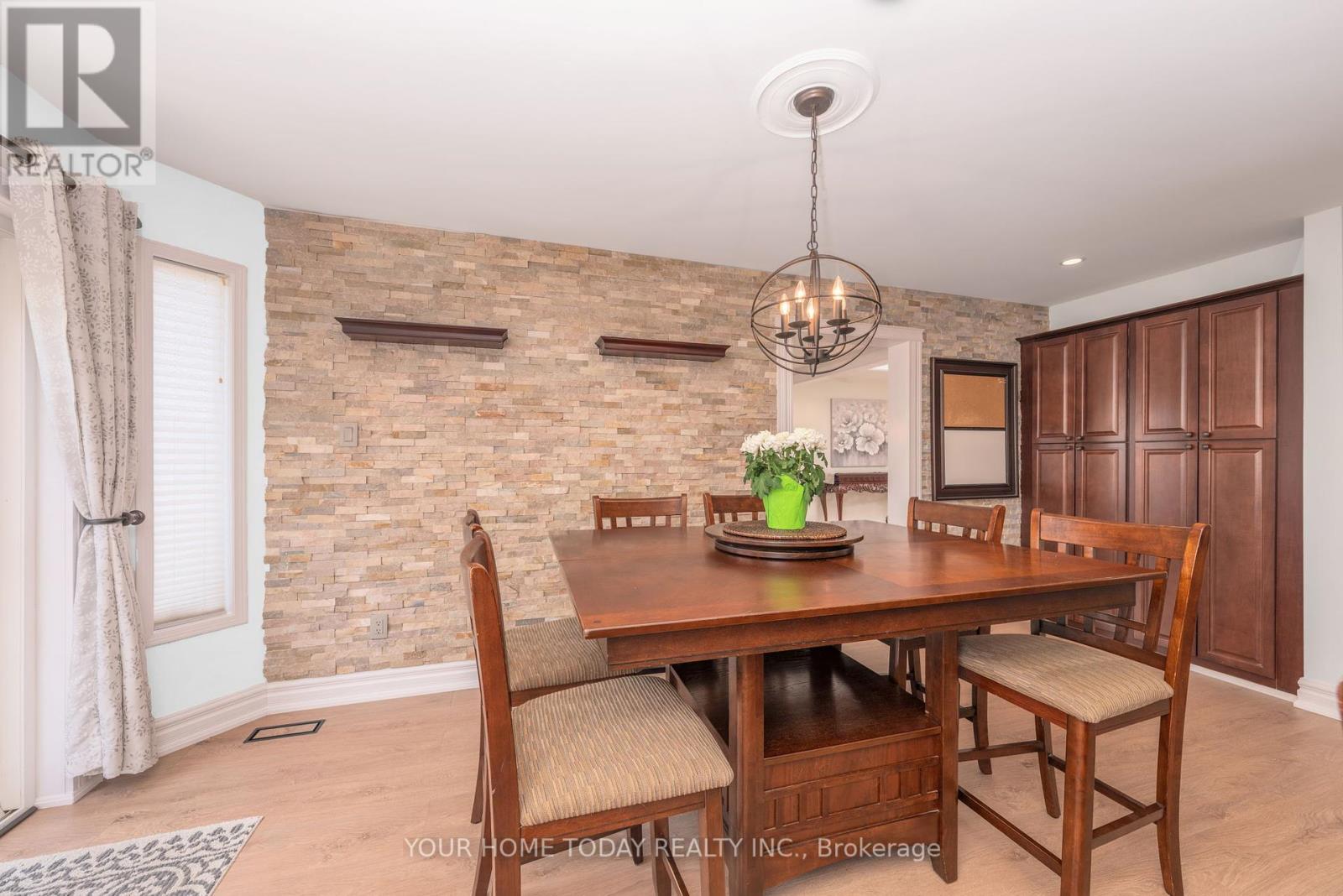 4 Huffmann Drive, Halton Hills, Ontario  L7G 5T8 - Photo 12 - W12199496
