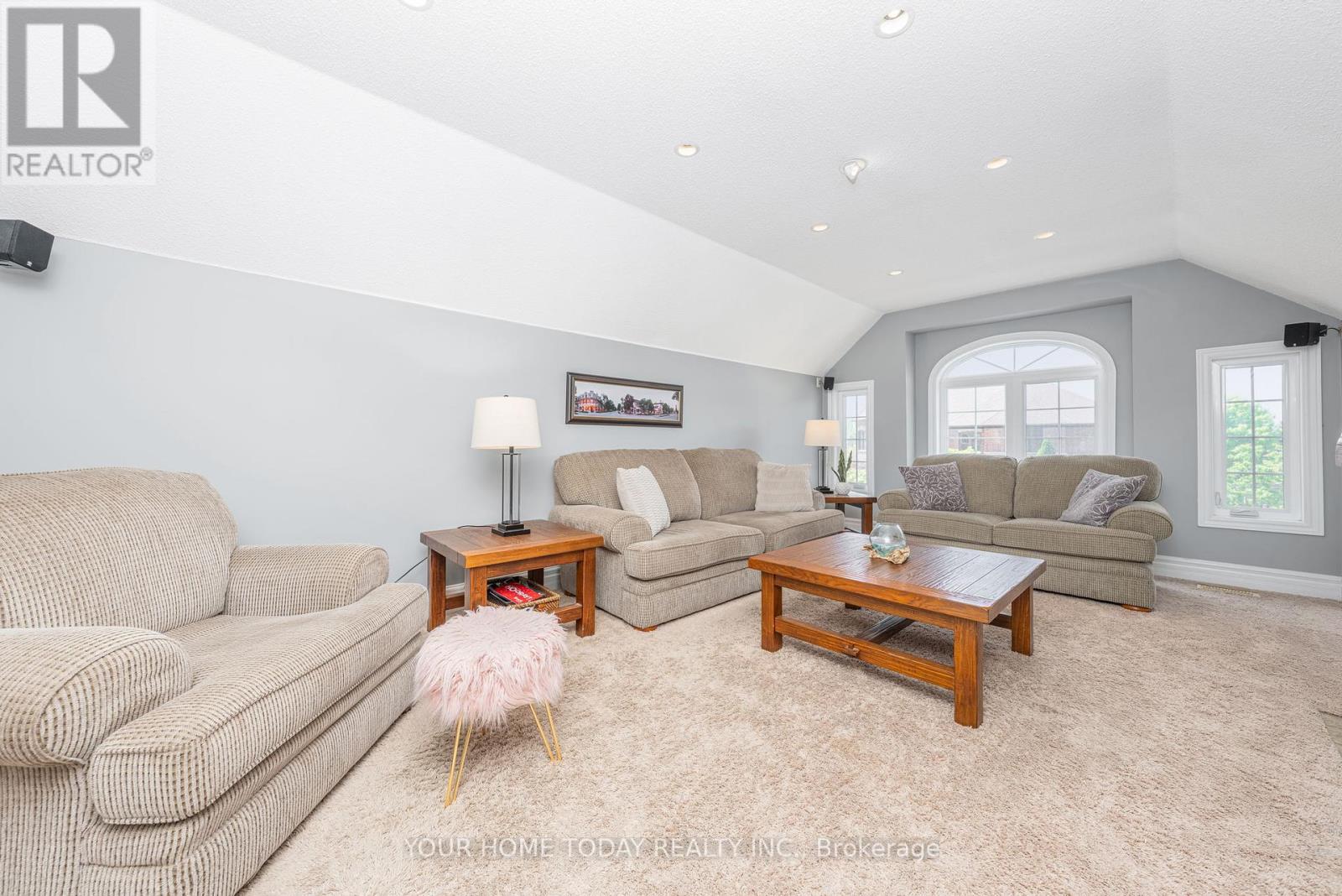 4 Huffmann Drive, Halton Hills, Ontario  L7G 5T8 - Photo 18 - W12199496