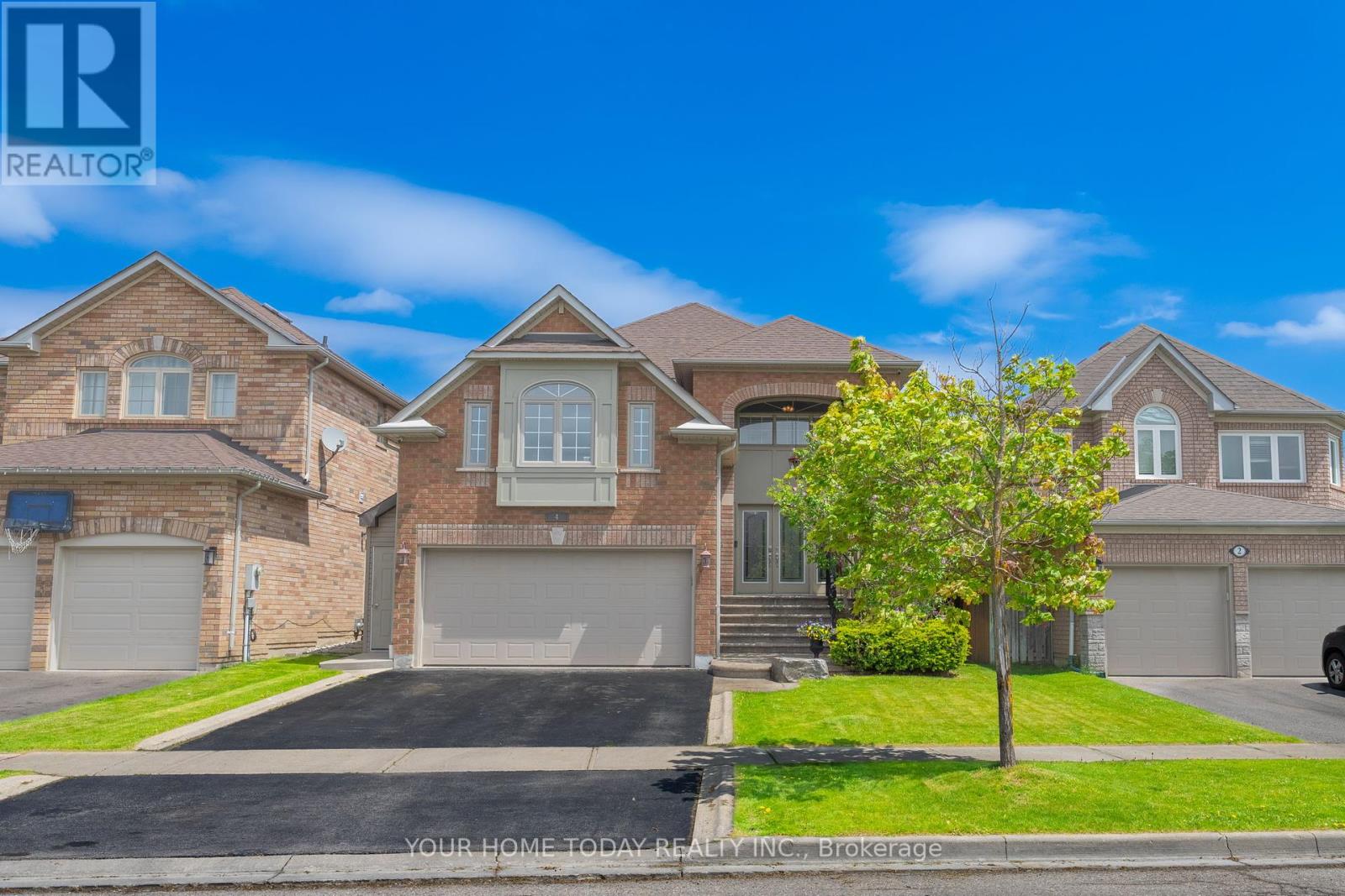4 Huffmann Drive, Halton Hills, Ontario  L7G 5T8 - Photo 2 - W12199496