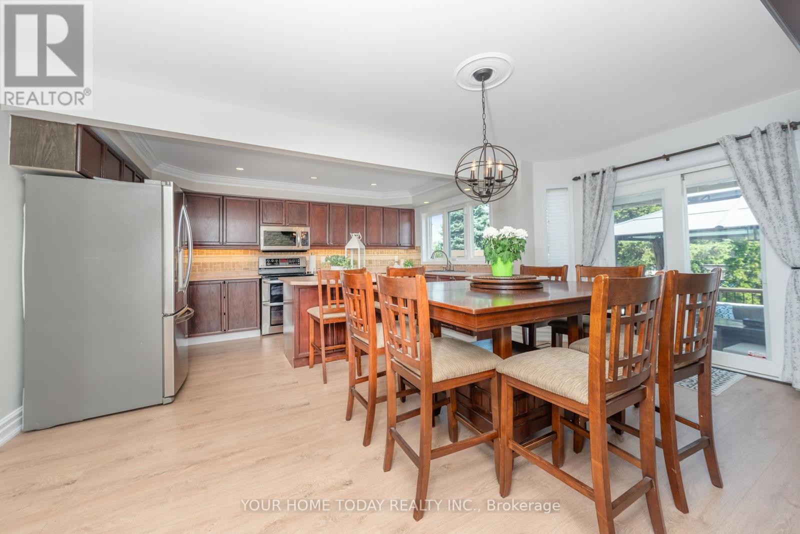 4 Huffmann Drive, Halton Hills, Ontario  L7G 5T8 - Photo 7 - W12199496