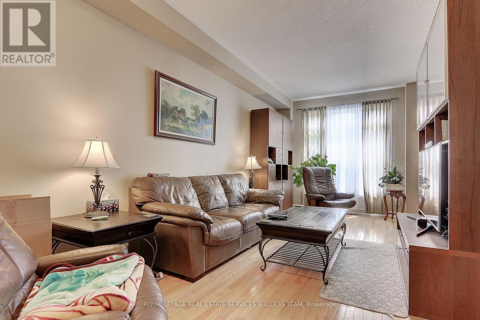 5507 Festival Drive, Mississauga, Ontario  L5M 0G6 - Photo 4 - W12199509