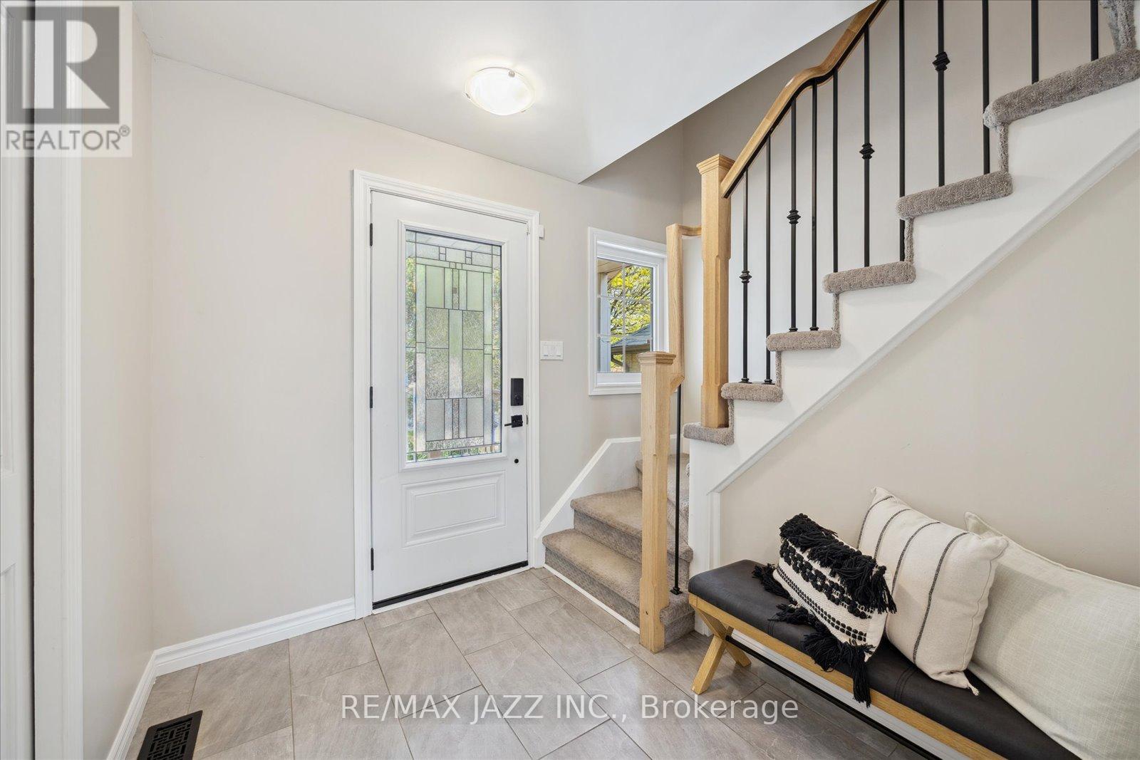 75 Turnberry Crescent, Clarington, Ontario  L1E 1A4 - Photo 4 - E12199533