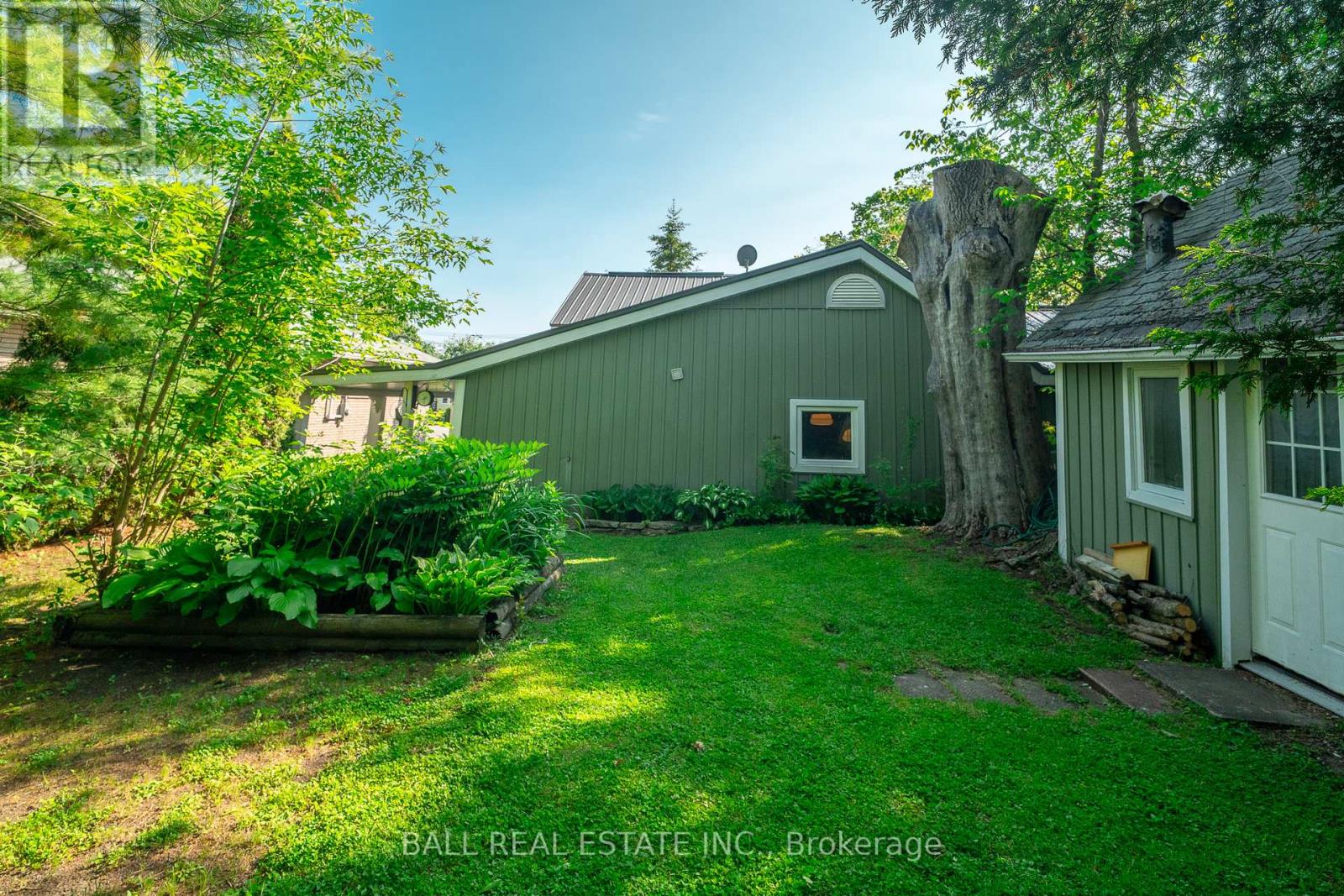 92 Bond Street W, Kawartha Lakes, Ontario  K0M 1N0 - Photo 47 - X12199530