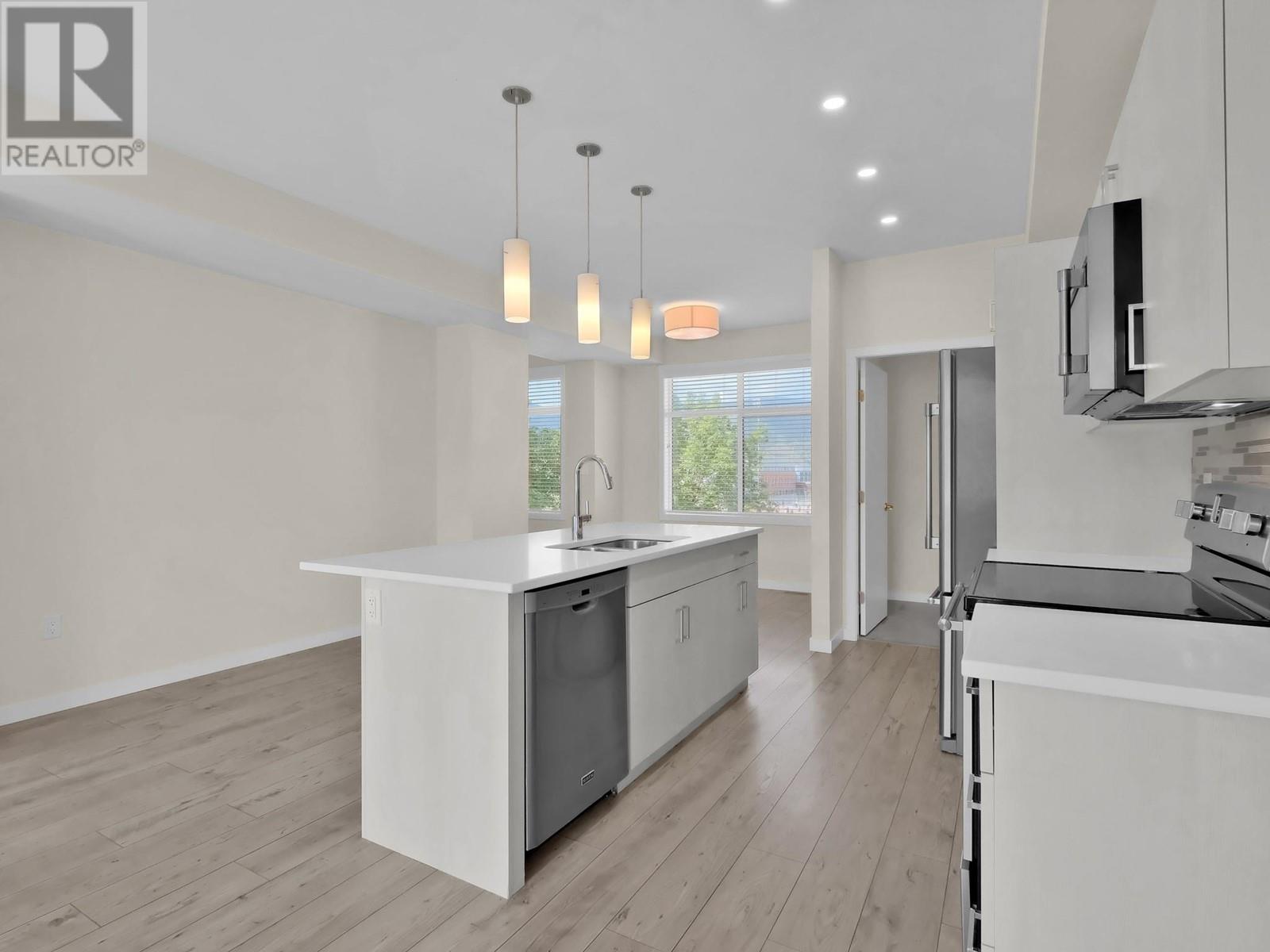 388 Eckhardt Avenue Unit# 123, Penticton, British Columbia  V2A 1Z2 - Photo 13 - 10343115