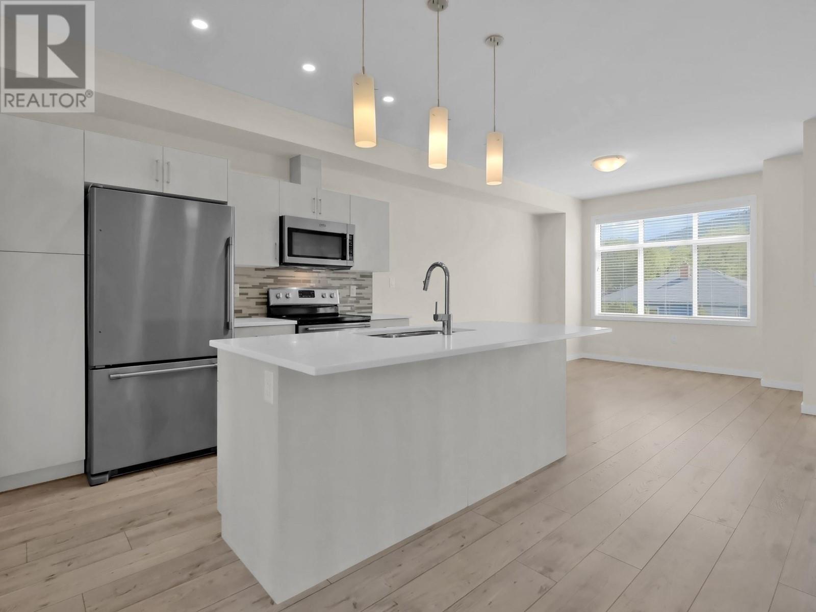 388 Eckhardt Avenue Unit# 123, Penticton, British Columbia  V2A 1Z2 - Photo 10 - 10343115