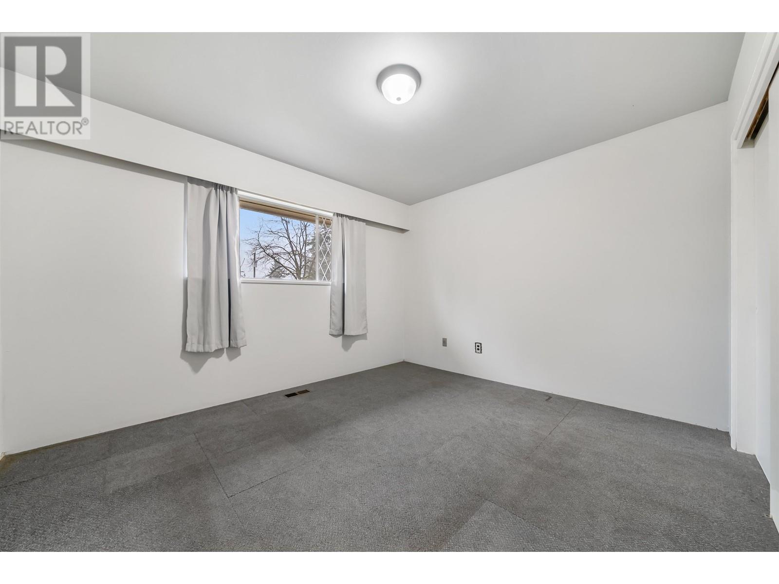3745 Cedar Drive, Port Coquitlam, British Columbia  V3B 3E1 - Photo 15 - R2991566