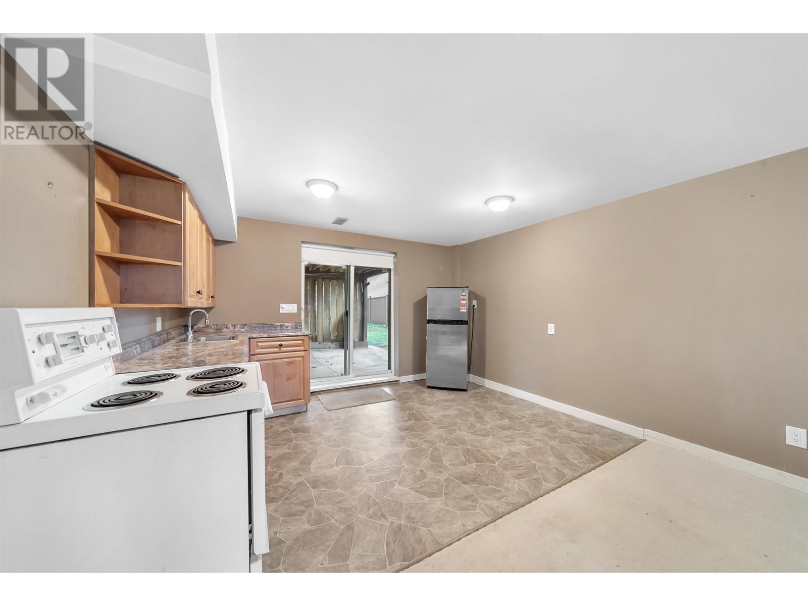 3745 Cedar Drive, Port Coquitlam, British Columbia  V3B 3E1 - Photo 19 - R2991566