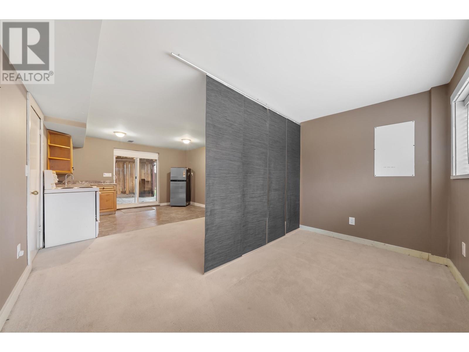 3745 Cedar Drive, Port Coquitlam, British Columbia  V3B 3E1 - Photo 22 - R2991566
