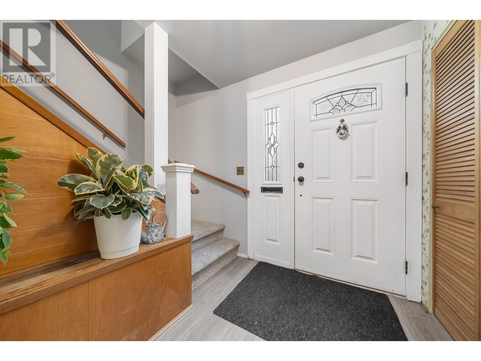 3745 Cedar Drive, Port Coquitlam, British Columbia  V3B 3E1 - Photo 7 - R2991566