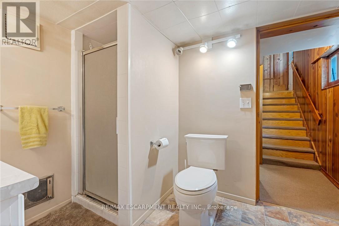 404 Sanatorium Road, Hamilton, Ontario  L9C 2A9 - Photo 26 - X12199223