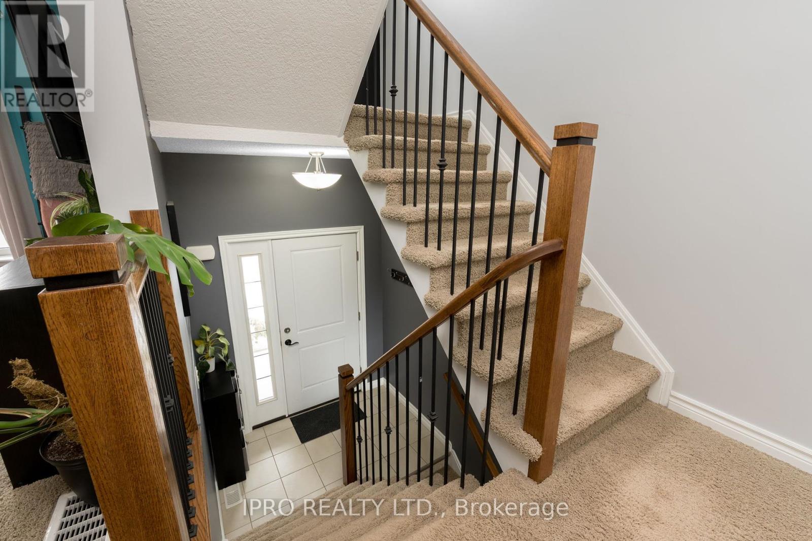 28 Taylor Drive, East Luther Grand Valley, Ontario  L9W 6P4 - Photo 7 - X12199277
