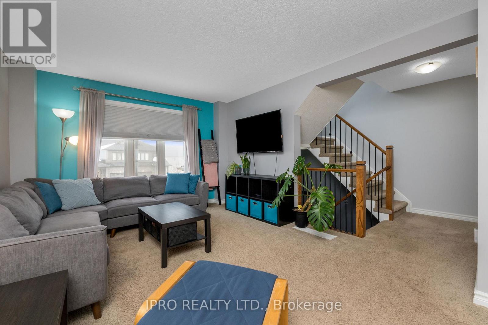 28 Taylor Drive, East Luther Grand Valley, Ontario  L9W 6P4 - Photo 9 - X12199277