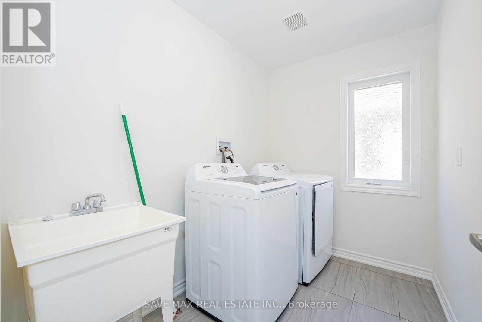 1077 Trailsview Avenue, Cobourg, Ontario  K9A 4J5 - Photo 37 - X12199322