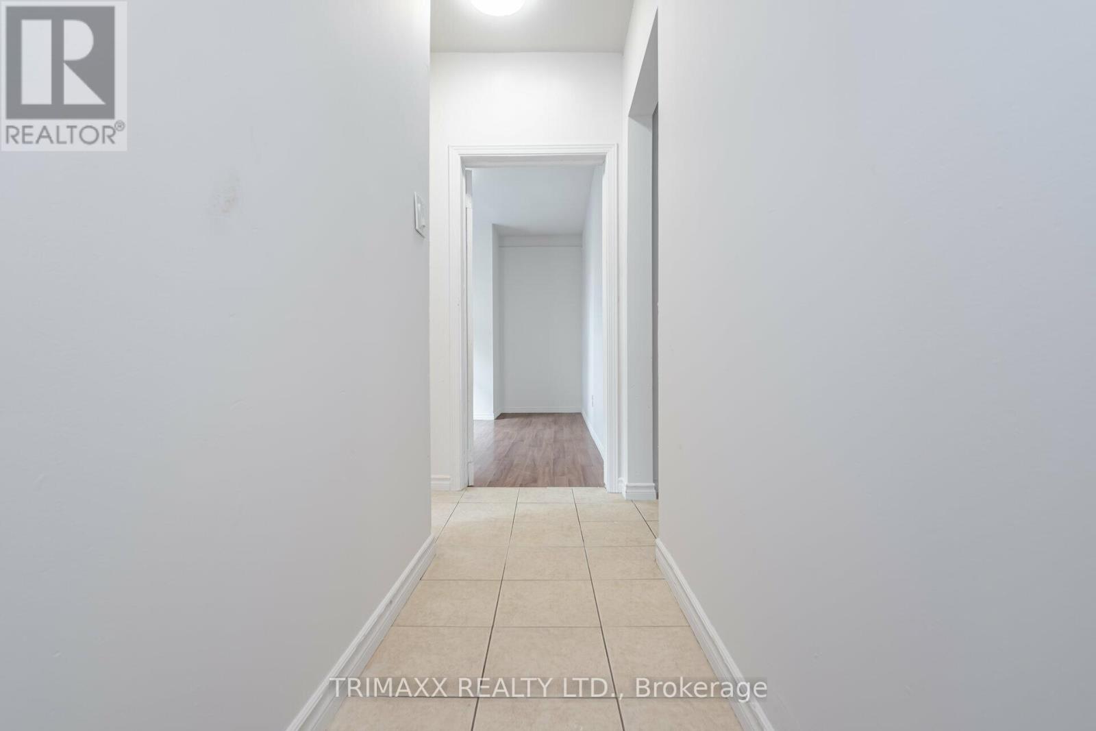 62 Pine Street N, Thorold, Ontario  L2V 2N9 - Photo 37 - X12199373