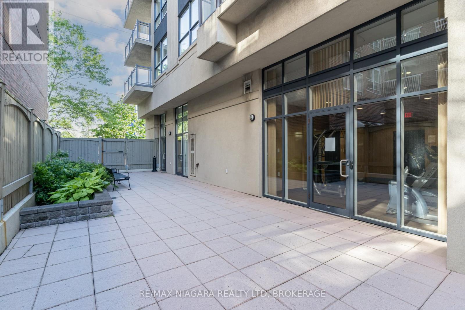 313 - 872 Sheppard Avenue W, Toronto, Ontario  M3H 5V5 - Photo 42 - C12199587