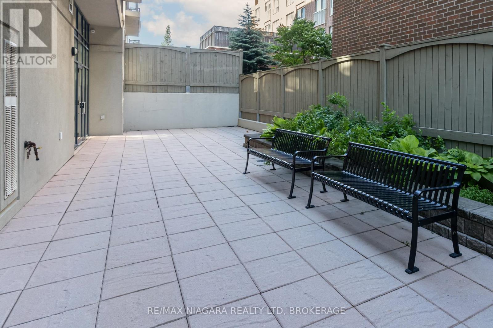 313 - 872 Sheppard Avenue W, Toronto, Ontario  M3H 5V5 - Photo 44 - C12199587