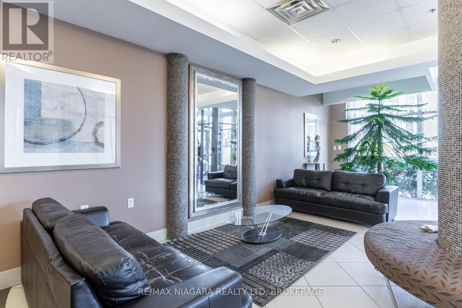 313 - 872 Sheppard Avenue W, Toronto, Ontario  M3H 5V5 - Photo 6 - C12199587