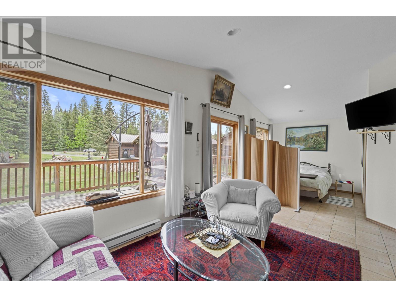 6649 Sven Road, Lone Butte, British Columbia  V0K 1X3 - Photo 31 - R3011354