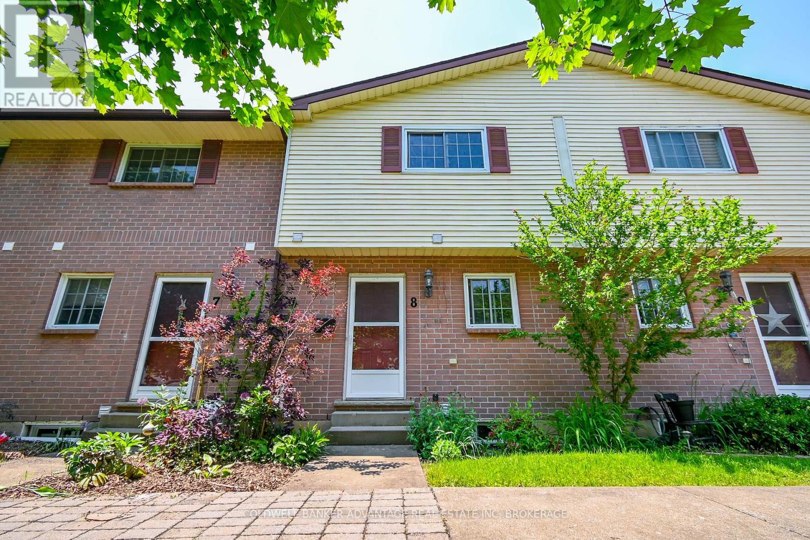 8 - 102 Silvan Drive, Welland, Ontario  L3C 6C3 - Photo 1 - X12199532