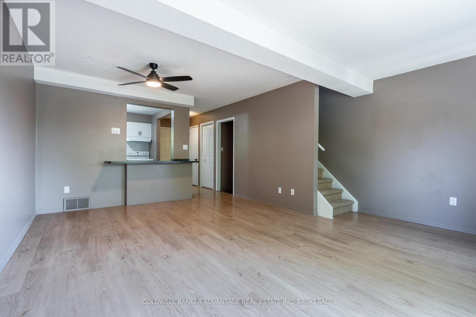 8 - 102 Silvan Drive, Welland, Ontario  L3C 6C3 - Photo 9 - X12199532
