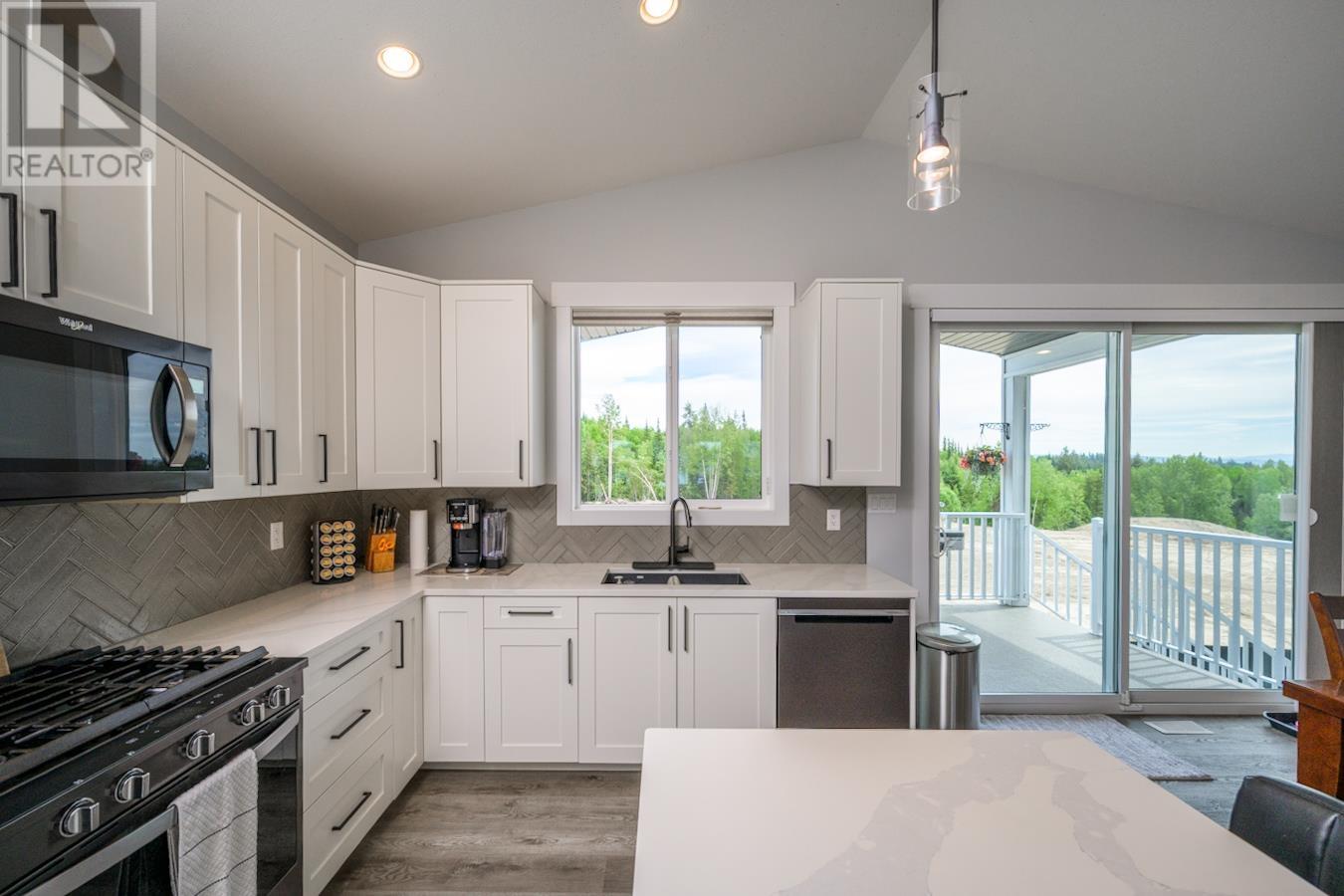 6260 Orbin Place, Prince George, British Columbia  V2K 4X8 - Photo 8 - R3011574