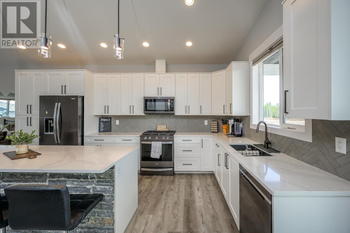 6260 Orbin Place, Prince George, British Columbia  V2K 4X8 - Photo 7 - R3011574