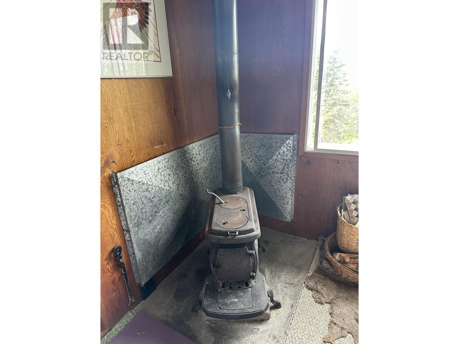 9410 Adams Road, Smithers, British Columbia  V0J 2N0 - Photo 13 - R3011752