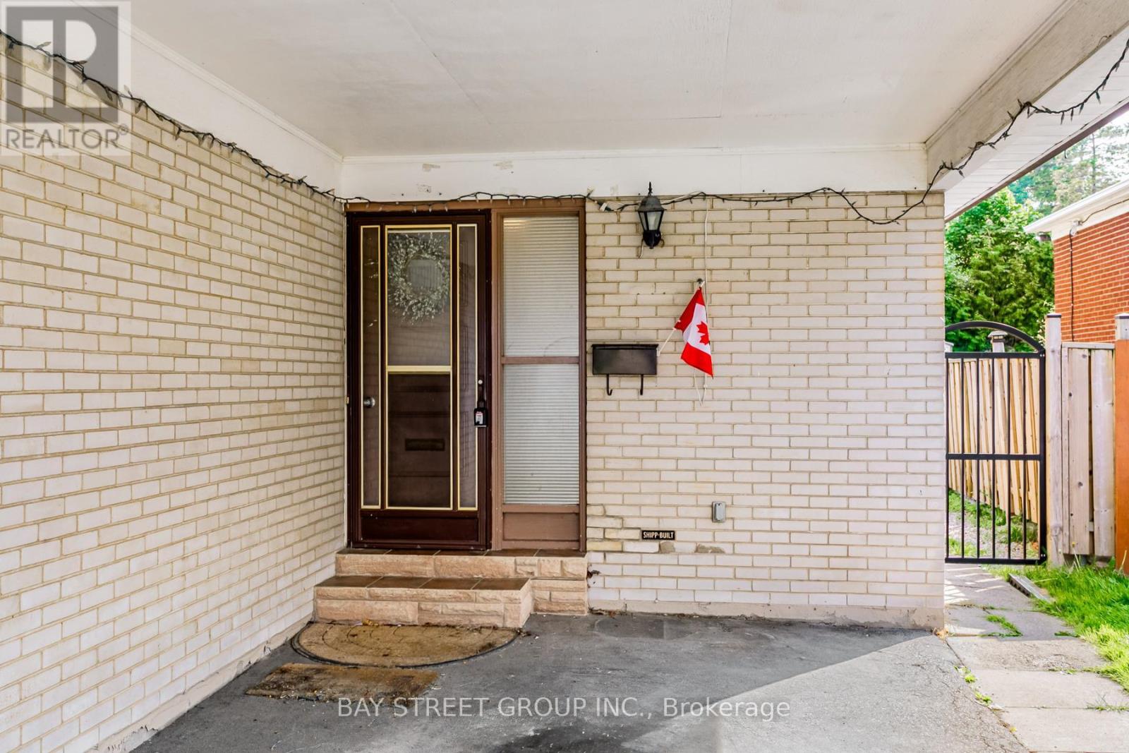Upper - 3336 Ivernia Road, Mississauga (Applewood), Ontario  L4Y 3E8 - Photo 24 - W12199210