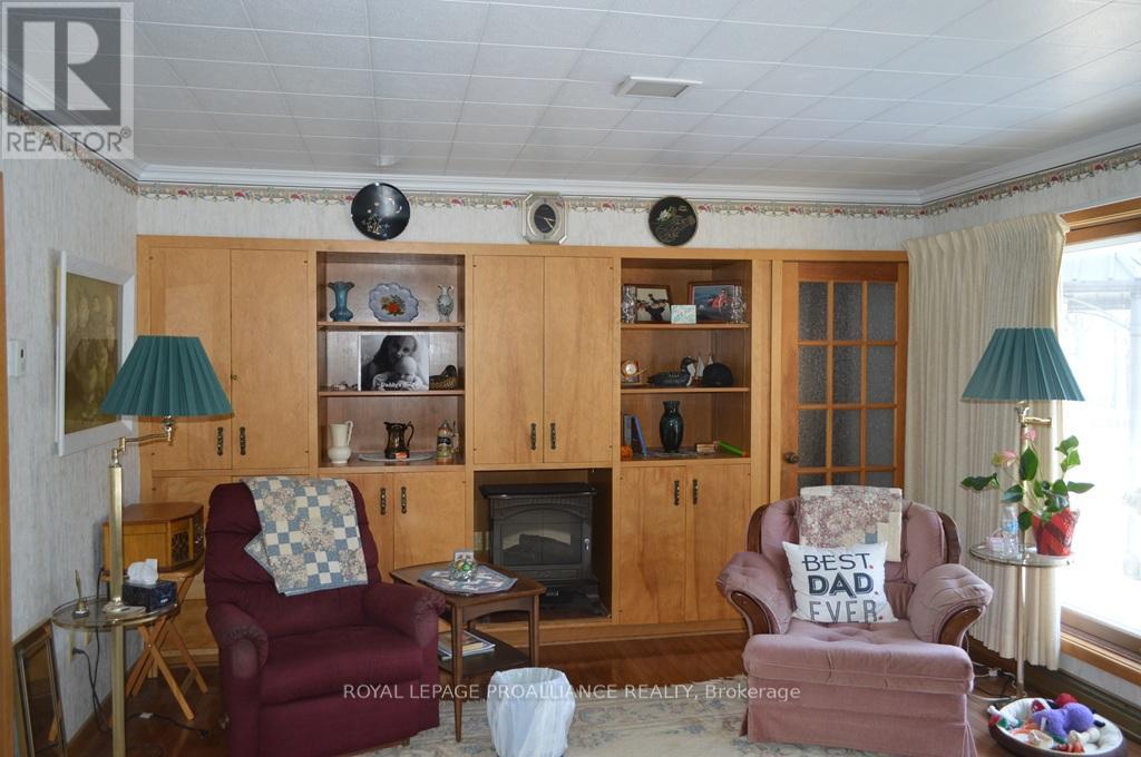 9 Parkview Heights, Quinte West, Ontario  K8V 5L9 - Photo 21 - X12194222