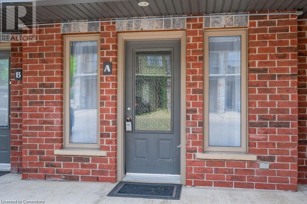 489 East Avenue Unit# A, Kitchener, Ontario  N2H 1Z7 - Photo 3 - 40737105