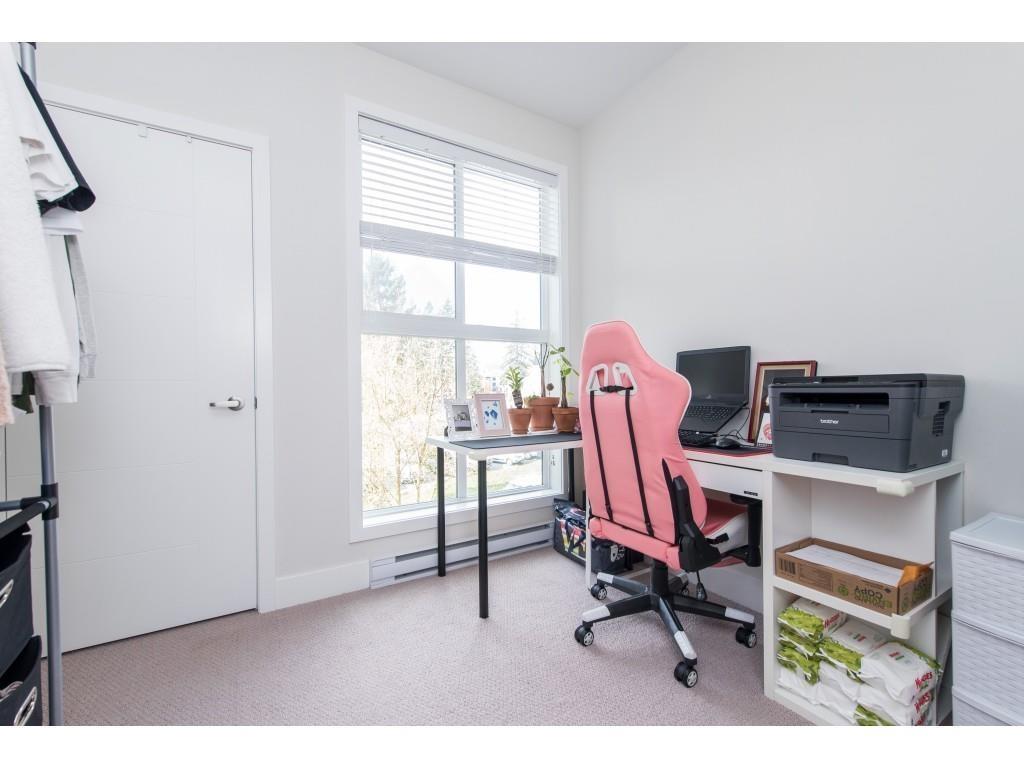 310 45510 Market Way, Garrison Crossing, Chilliwack, British Columbia  V2R 6E1 - Photo 10 - R3011218