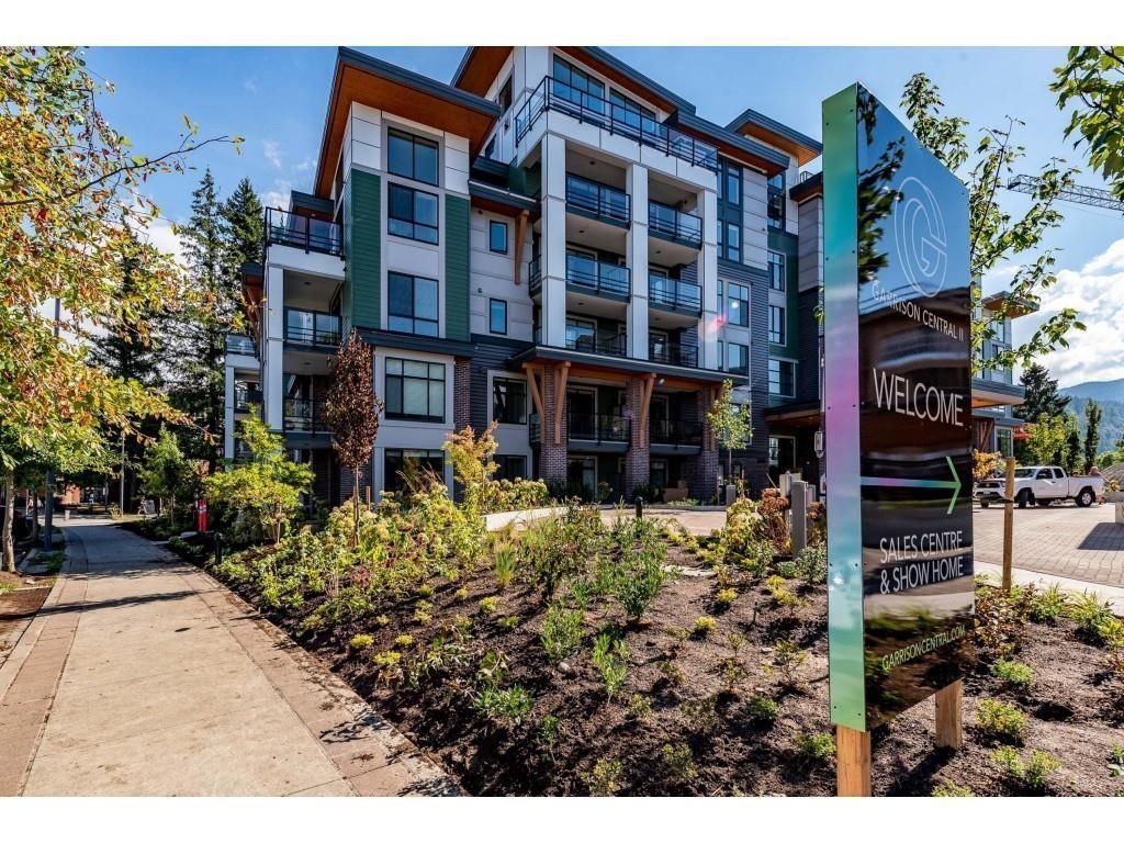 310 45510 Market Way, Garrison Crossing, Chilliwack, British Columbia  V2R 6E1 - Photo 2 - R3011218