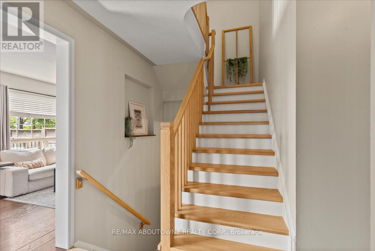 769 Shortreed Crescent, Milton, Ontario  L9T 0E8 - Photo 23 - W12198973