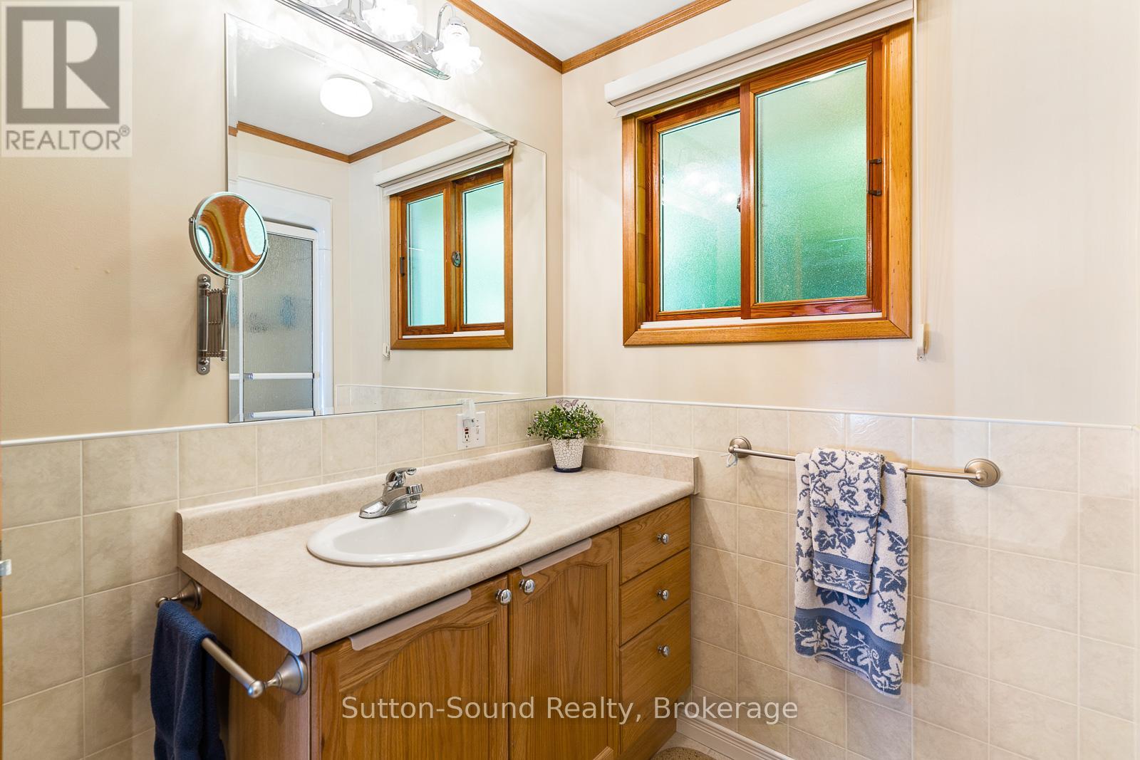 504815 Grey Road 1 Road, Georgian Bluffs, Ontario  N0H 1S0 - Photo 44 - X12199538