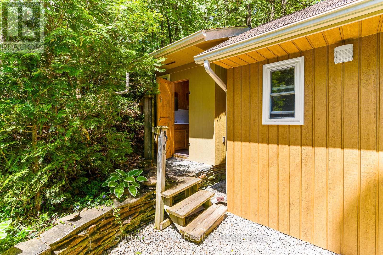 504815 Grey Road 1 Road, Georgian Bluffs, Ontario  N0H 1S0 - Photo 46 - X12199538