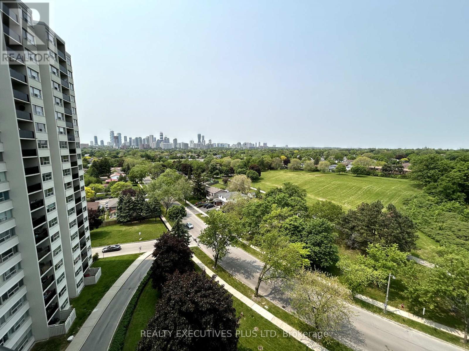 1203 - 530 Lolita Gardens, Mississauga, Ontario  L5A 3T2 - Photo 19 - W12199133