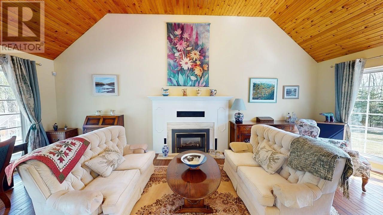 13676 Golf Course Road, Charlie Lake, British Columbia  V1J 8K8 - Photo 8 - R3002865