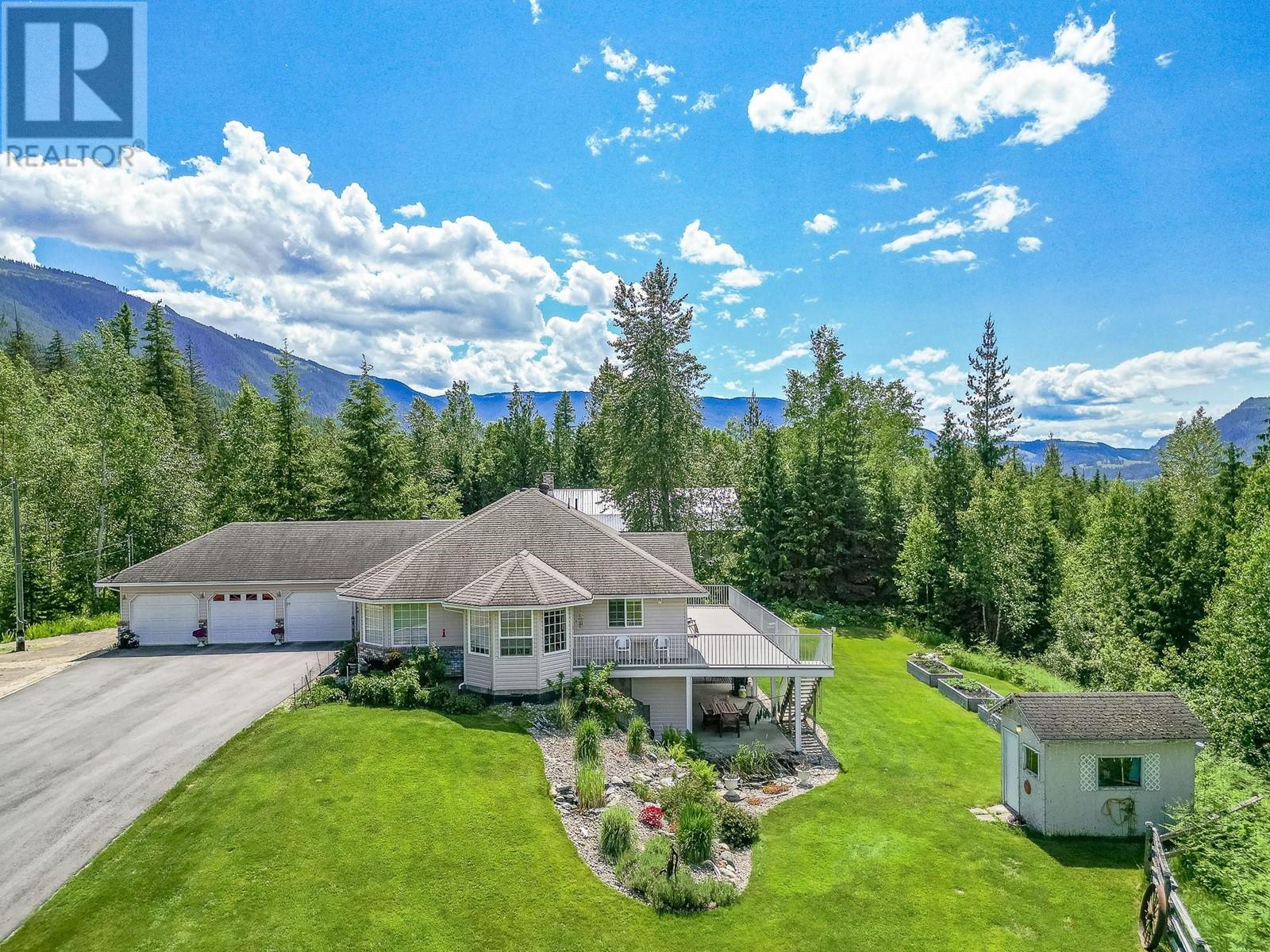 4340 Sederberg Road, Malakwa, British Columbia
