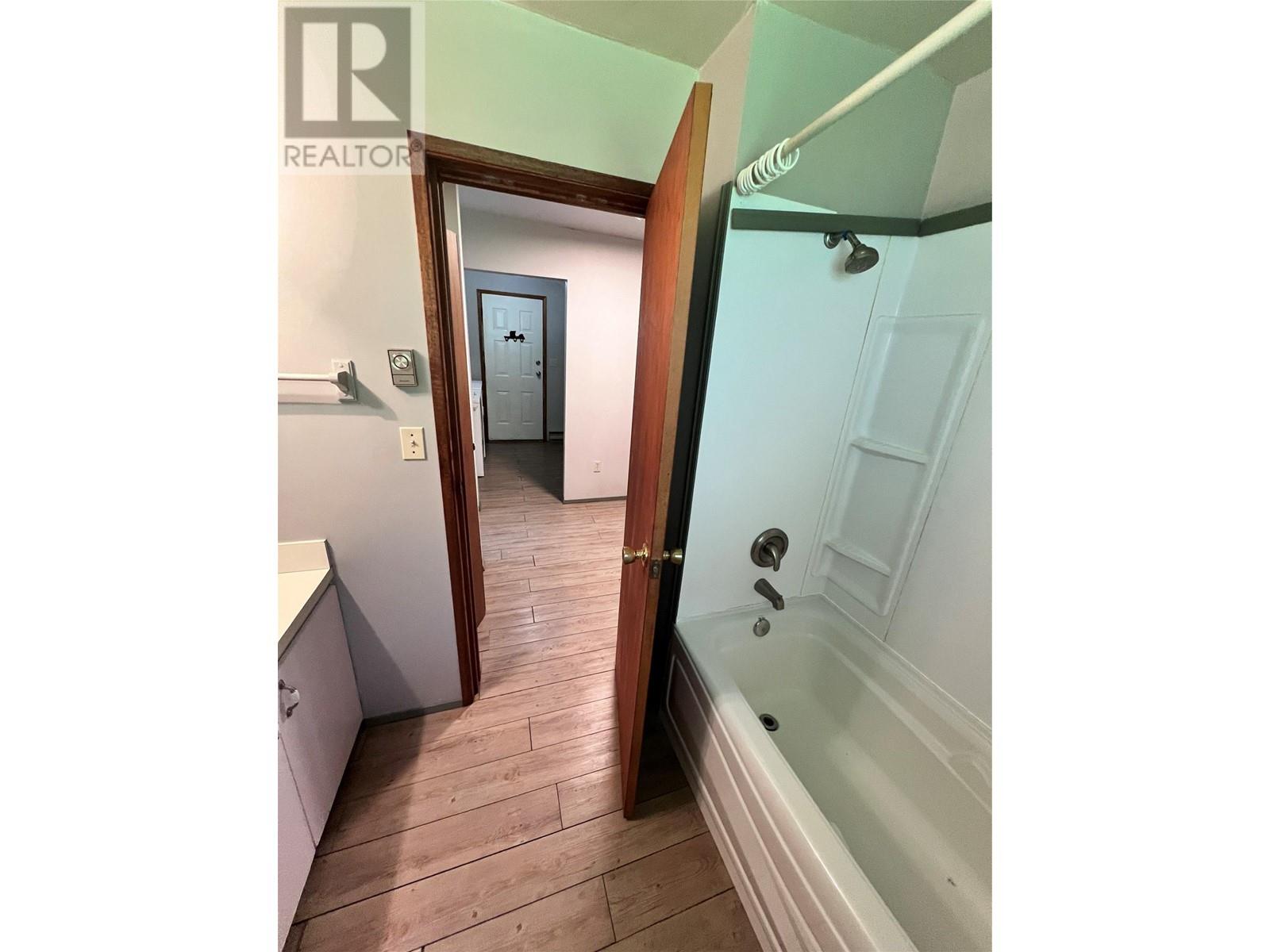 44 Hollingsworth Road, Cherryville, British Columbia  V0E 2G3 - Photo 10 - 10350996