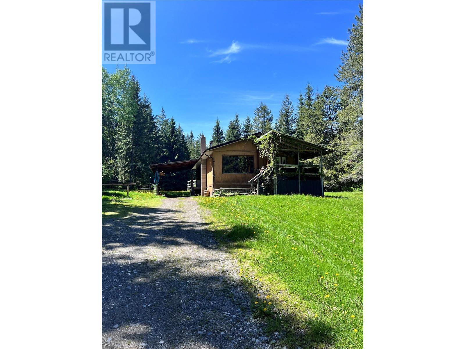 44 Hollingsworth Road, Cherryville, British Columbia  V0E 2G3 - Photo 39 - 10350996