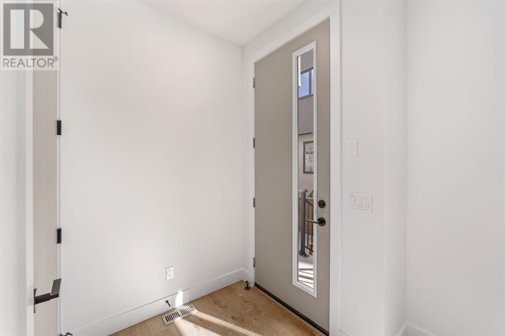 7, 2220 26 Avenue Sw, Calgary, Alberta  T2T 1E8 - Photo 2 - A2217797