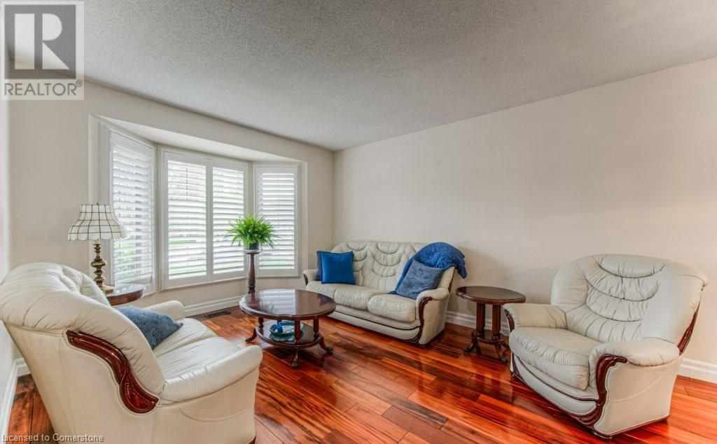 359 Stoneheight Place, Waterloo, Ontario  N2V 2A8 - Photo 6 - 40721815